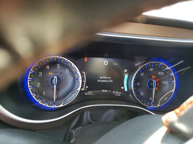 2017 CHRYSLER PACIFICA TOURING L PLUS 9