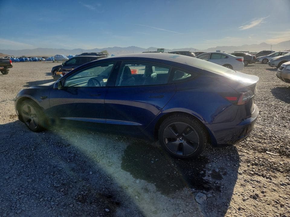 2022 TESLA MODEL 3 2