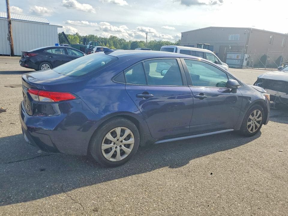 2022 TOYOTA COROLLA LE 3
