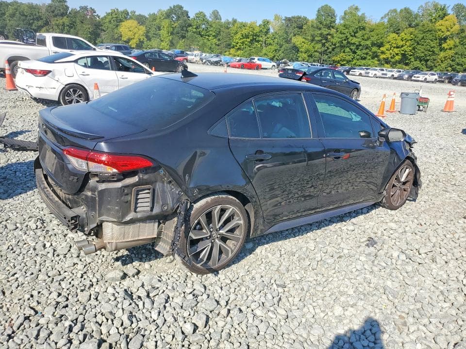 2021 TOYOTA COROLLA SE 3