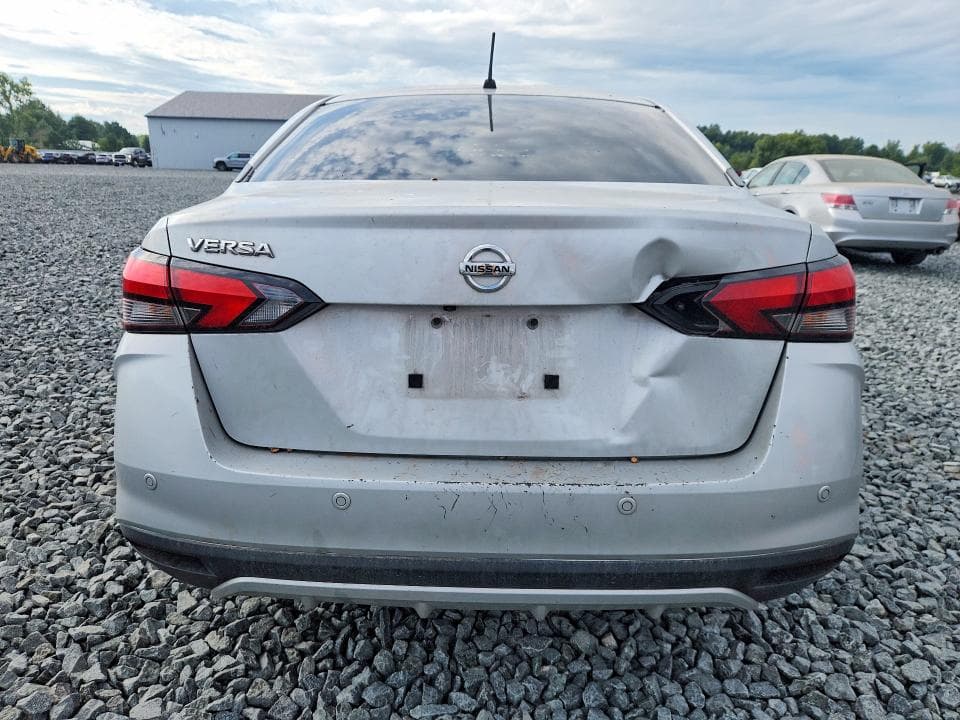2020 NISSAN VERSA S 6