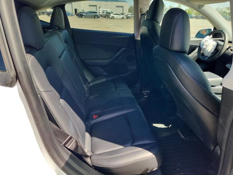2022 TESLA MODEL Y 10