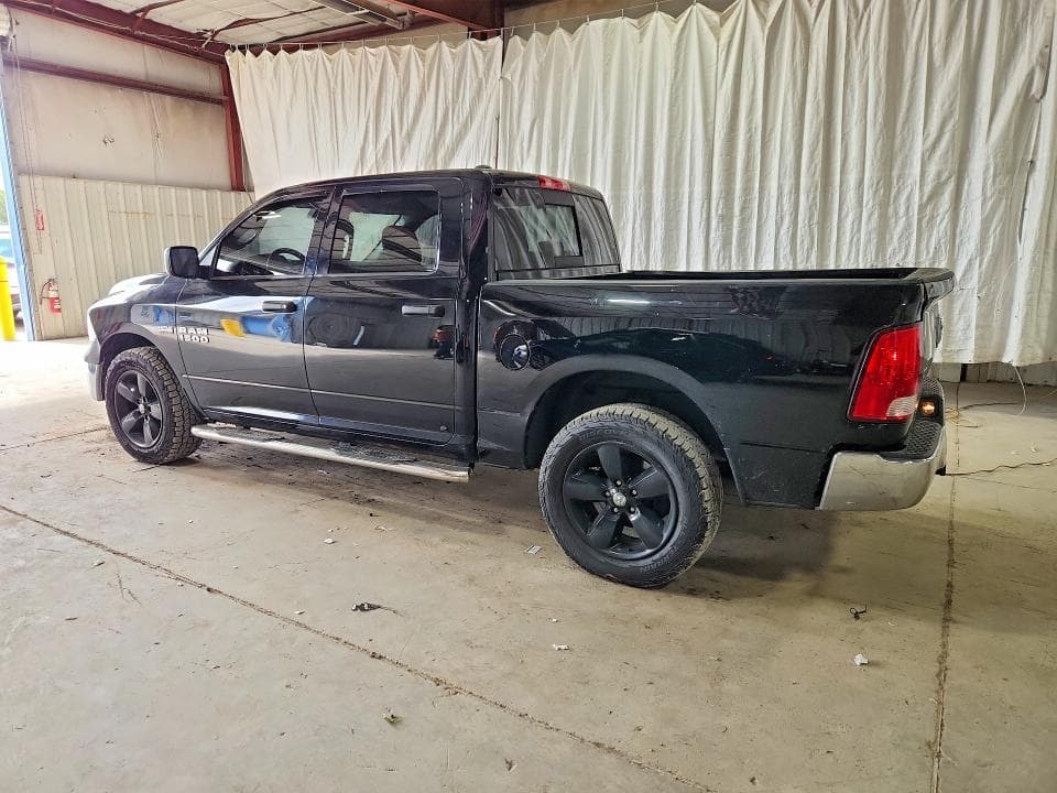 2017 RAM 1500 SLT 2