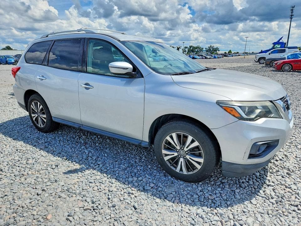 2017 NISSAN PATHFINDER SV 4