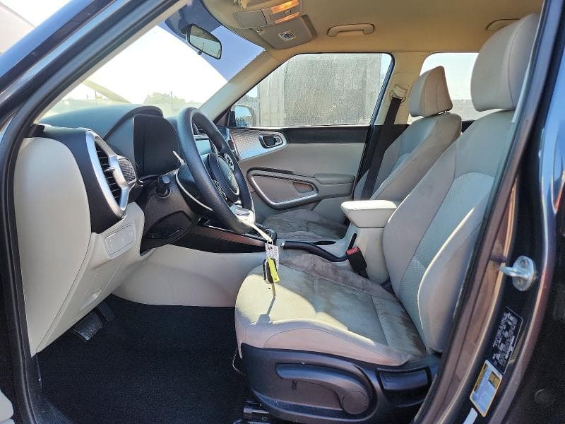 2022 KIA SOUL LX 7