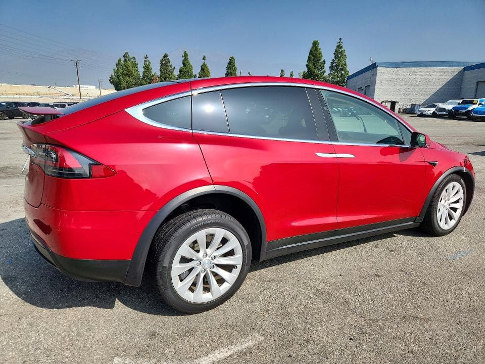 2018 TESLA MODEL X 3