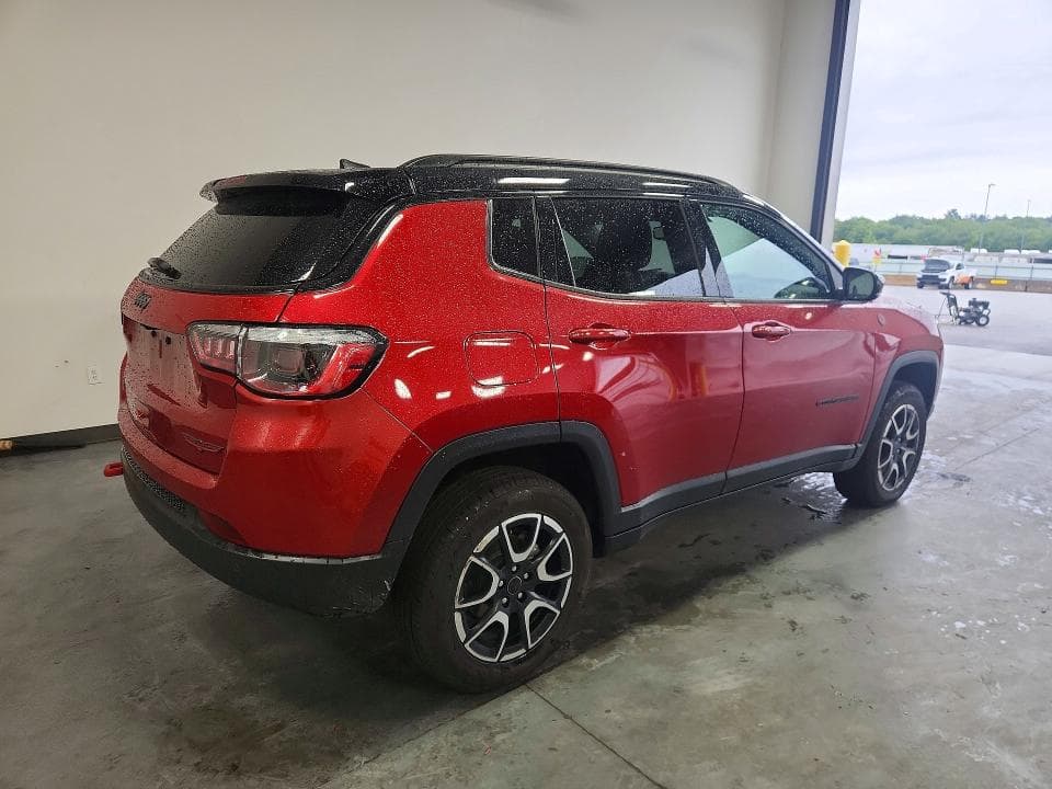 2025 JEEP COMPASS TRAILHAWK 3