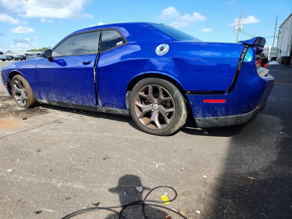 2018 DODGE CHALLENGER SXT 2