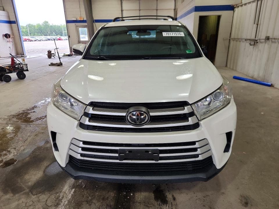 2019 TOYOTA HIGHLANDER LE 5
