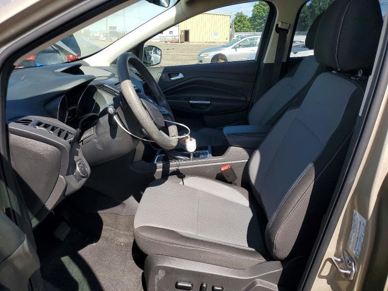 2017 FORD ESCAPE SE 7