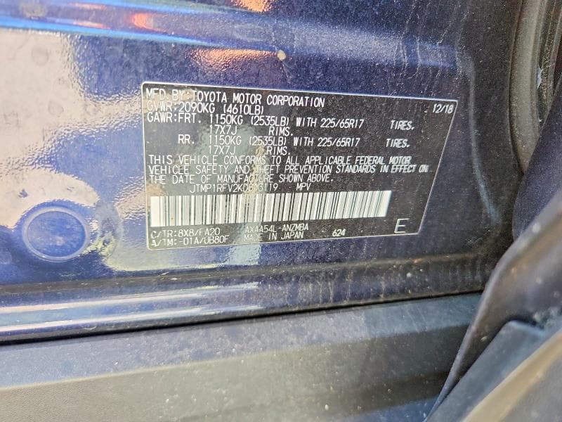 2019 TOYOTA RAV4 XLE 14