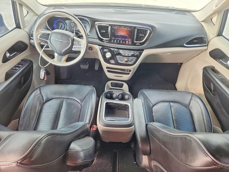 2020 CHRYSLER PACIFICA LIMITED 8