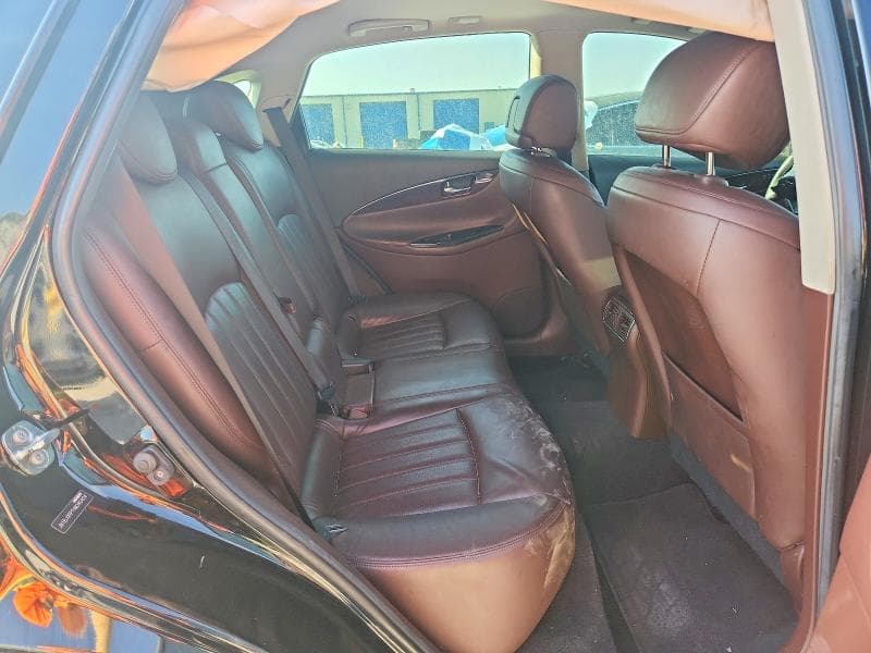 2017 INFINITI QX50 BASE 11