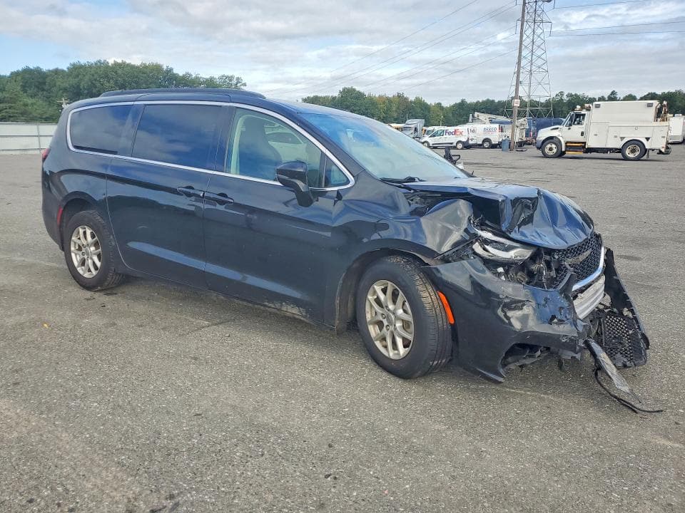 2022 CHRYSLER PACIFICA TOURING L 4
