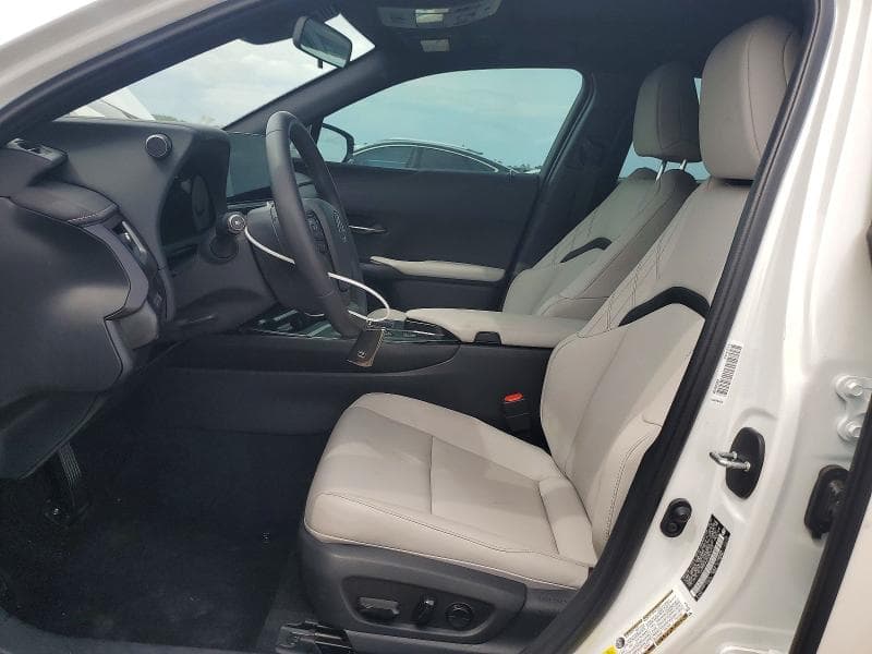 2025 LEXUS UX 300H BASE 7
