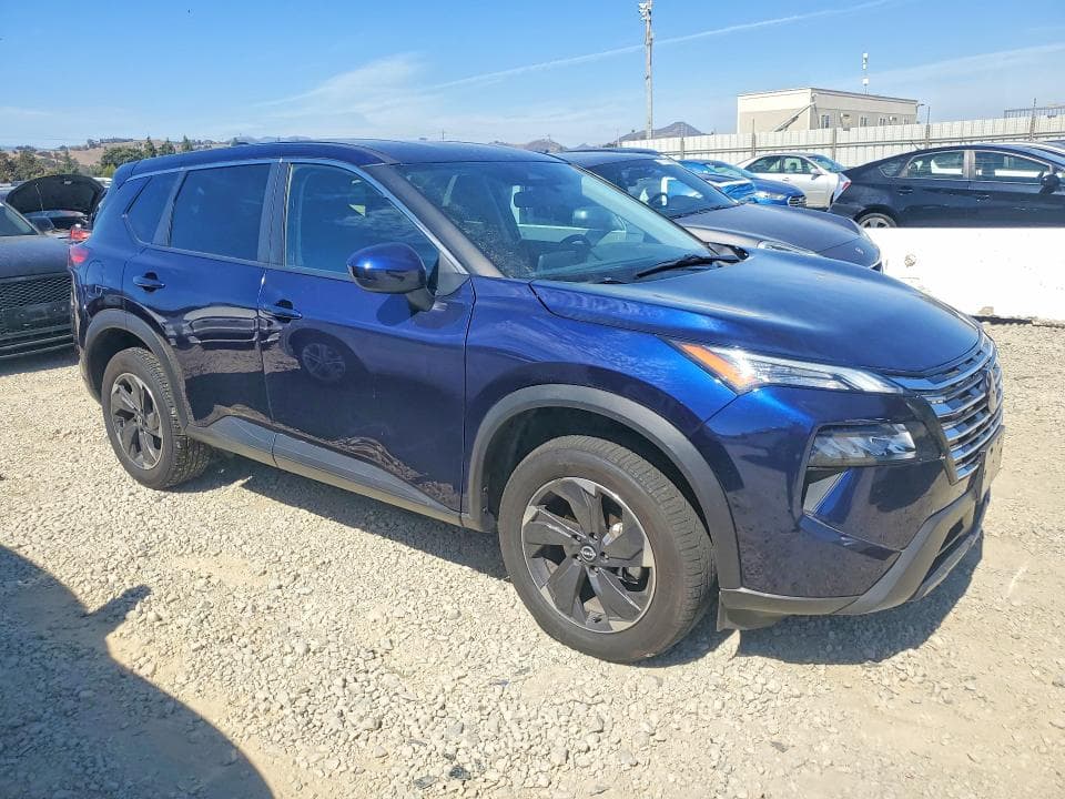 2025 NISSAN ROGUE SV 4