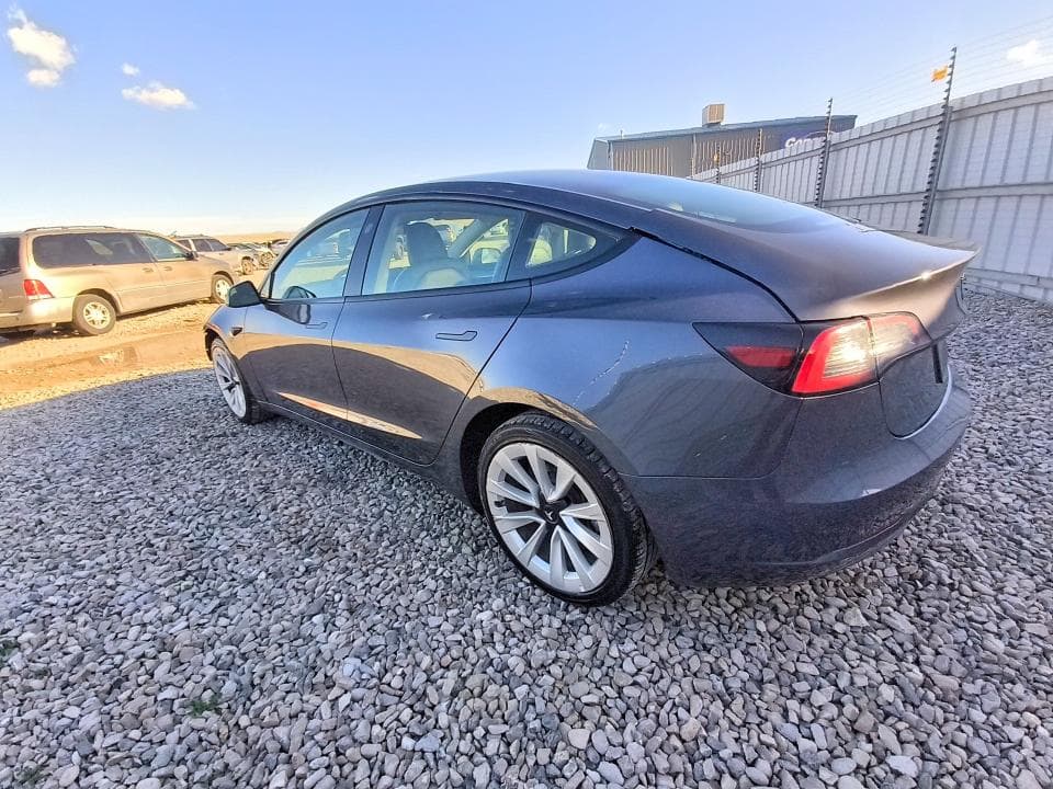 2023 TESLA MODEL 3 2