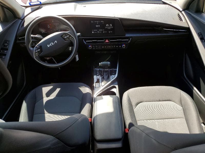 2026 KIA NIRO LX 8
