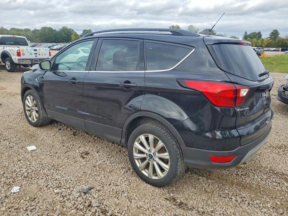 2019 FORD ESCAPE SEL 2