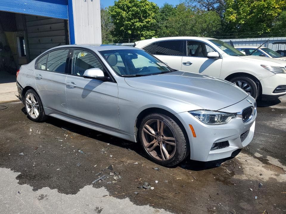 2018 BMW 330 XI 4