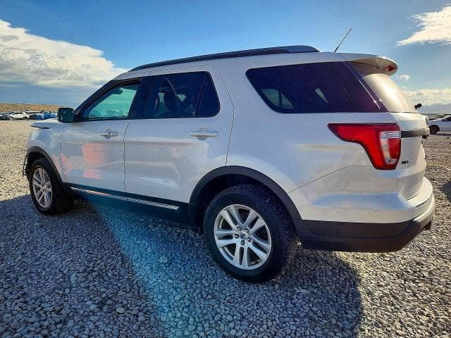 2018 FORD EXPLORER XLT 2