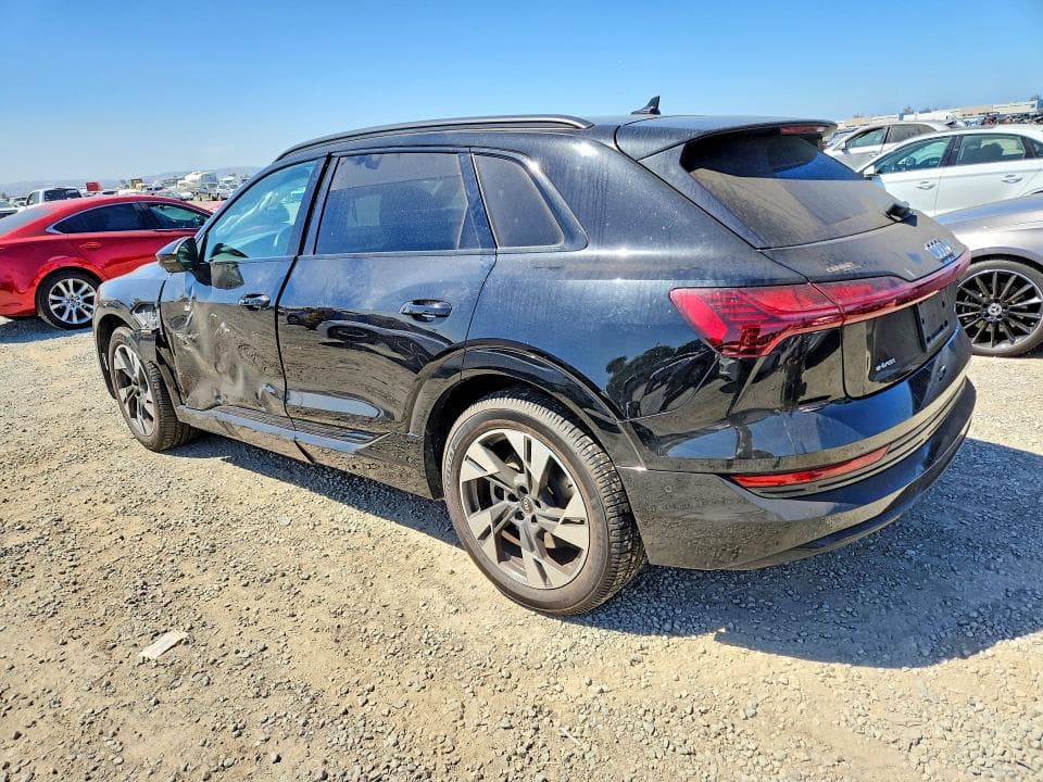 2021 AUDI E-TRON PREMIUM 2