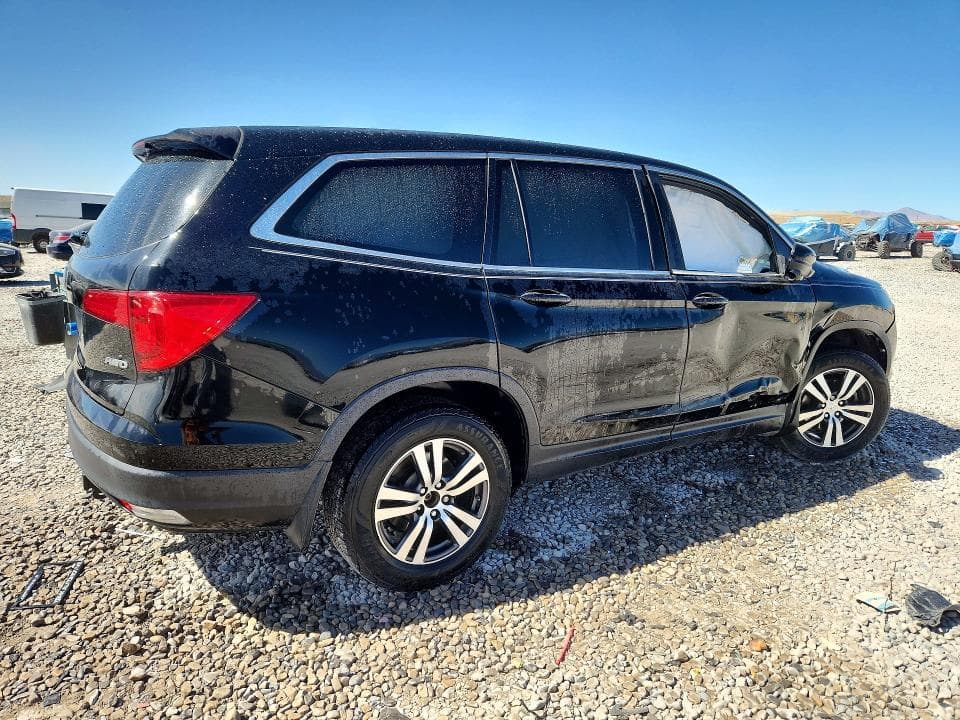 2017 HONDA PILOT EX 3