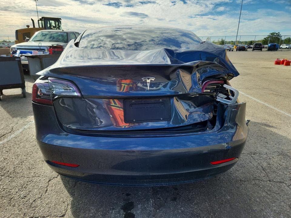 2023 TESLA MODEL 3 6