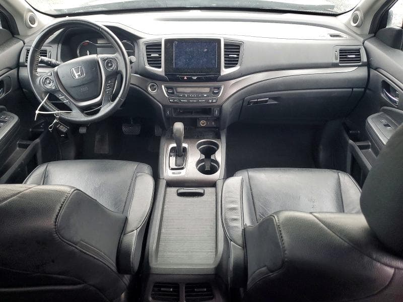 2017 HONDA PILOT EXL 8