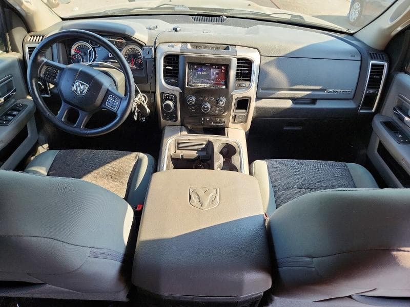 2017 RAM 1500 SLT 8