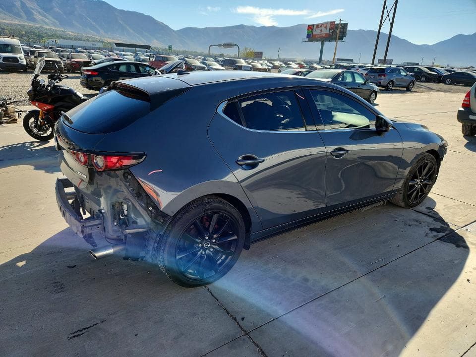 2019 MAZDA 3 PREMIUM 3