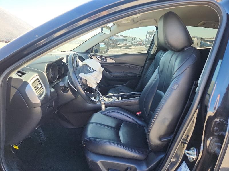 2017 MAZDA 3 TOURING 7
