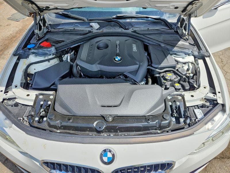 2018 BMW 330 XI 11