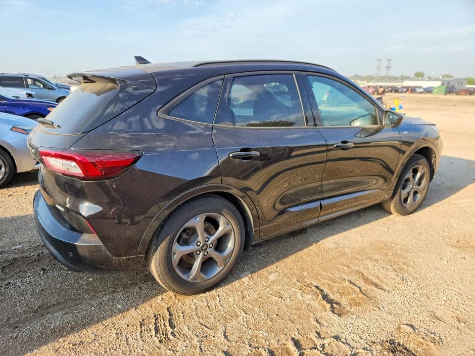 2024 FORD ESCAPE ST LINE 3