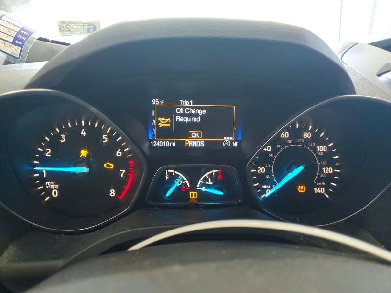 2017 FORD ESCAPE SE 9
