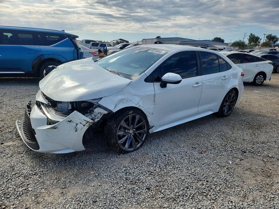 2022 TOYOTA COROLLA LE - 1