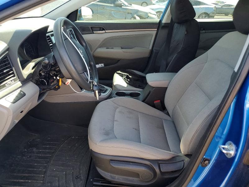 2017 HYUNDAI ELANTRA SE 7