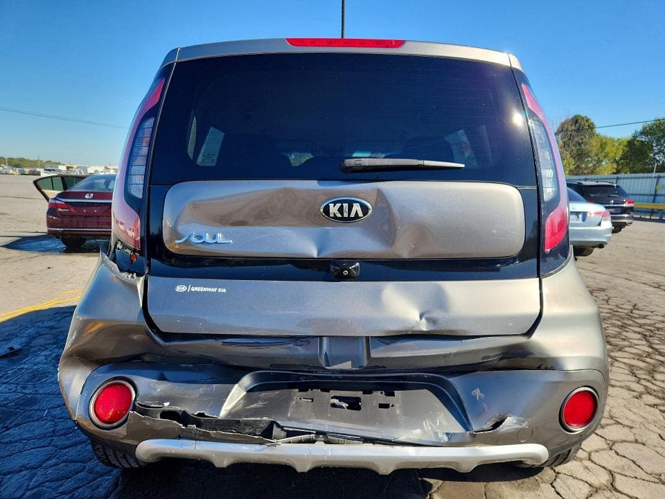 2018 KIA SOUL + 6