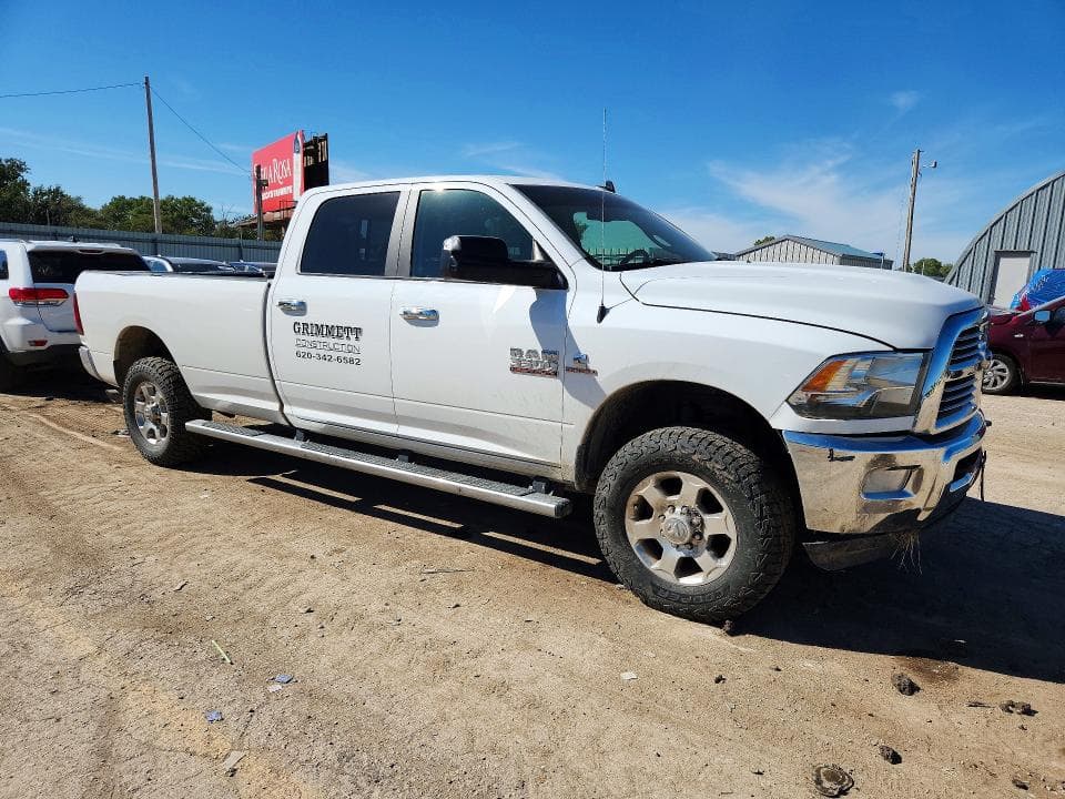 2017 RAM 3500 SLT 4