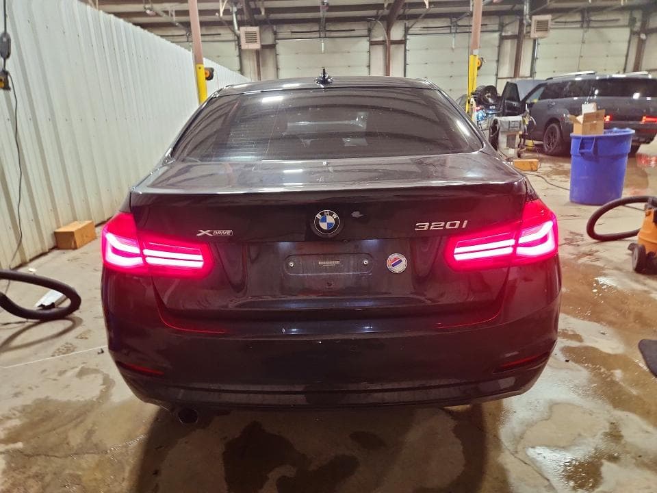 2018 BMW 320 XI 6