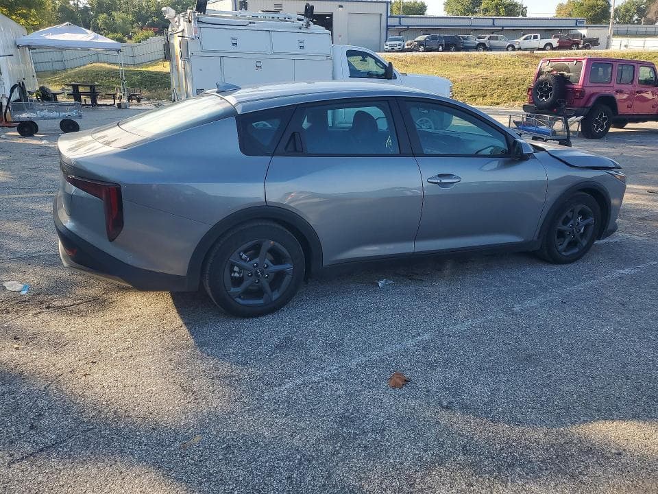2026 KIA K4 LXS 3
