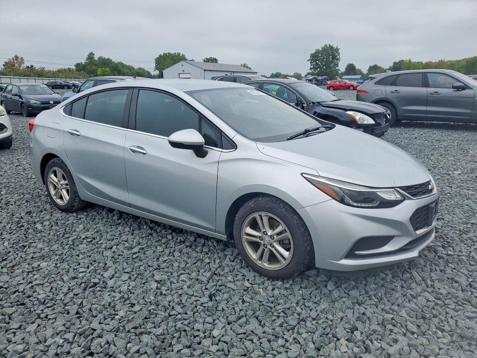 2017 CHEVROLET CRUZE LT 4