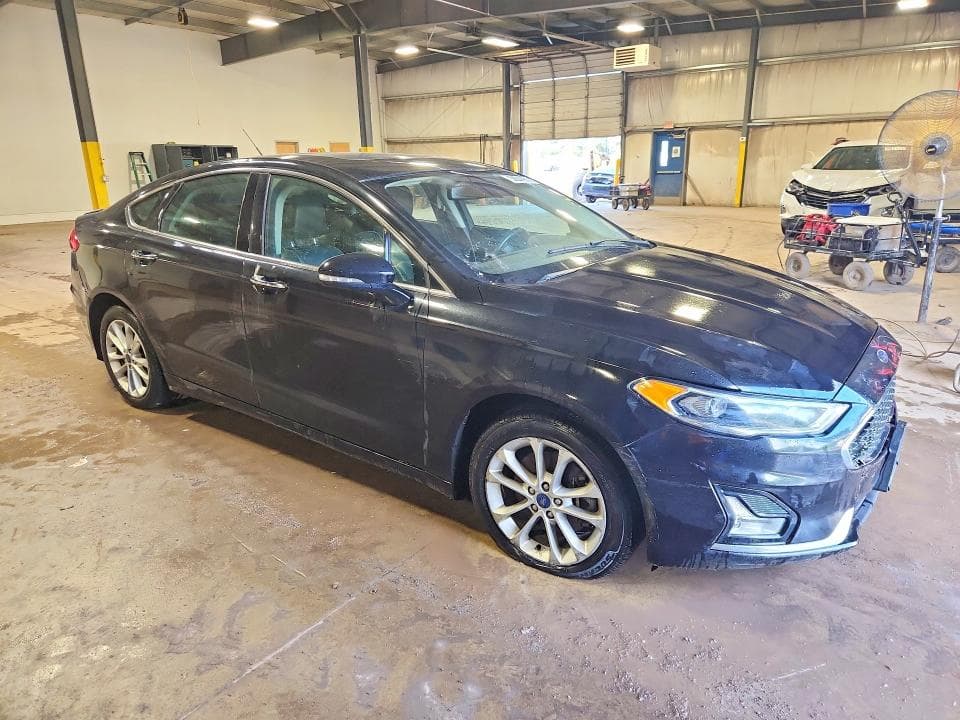 2020 FORD FUSION TITANIUM 4