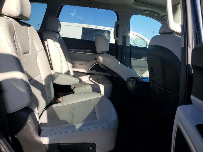 2020 KIA TELLURIDE S 10