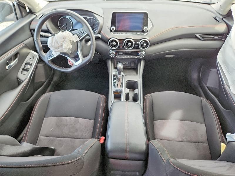 2025 NISSAN SENTRA SR 8