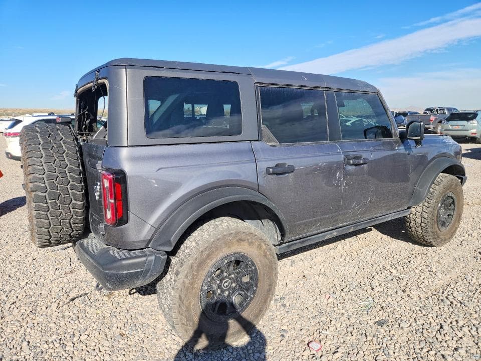2023 FORD BRONCO BASE 3