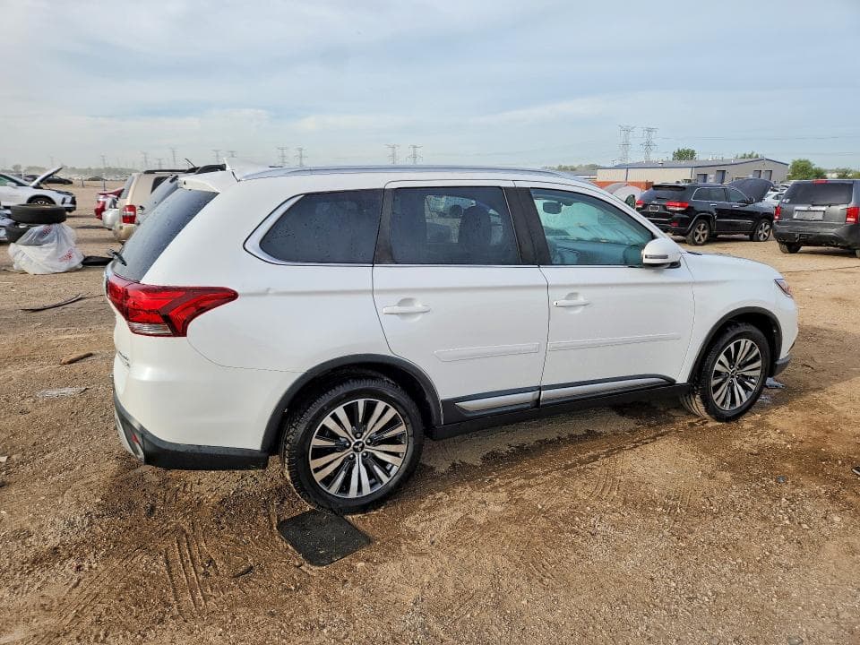 2019 MITSUBISHI OUTLANDER SE 3