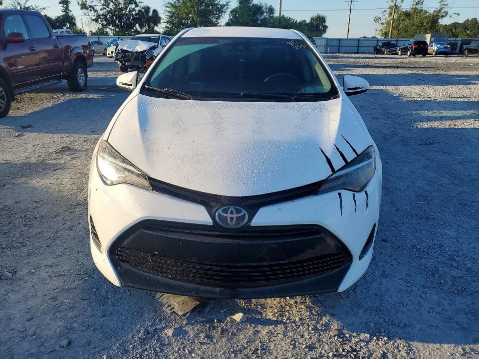 2019 TOYOTA COROLLA LE 5