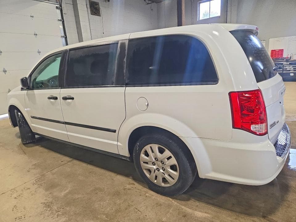 2017 DODGE GRAND CARAVAN SE 2