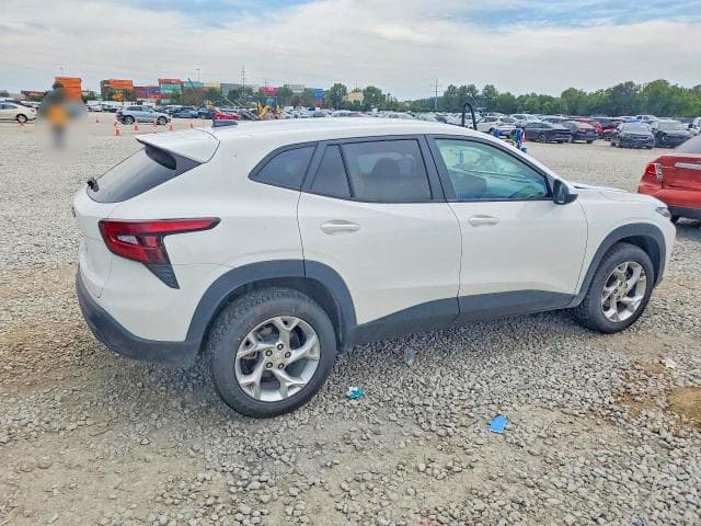 2025 CHEVROLET TRAX LS 3